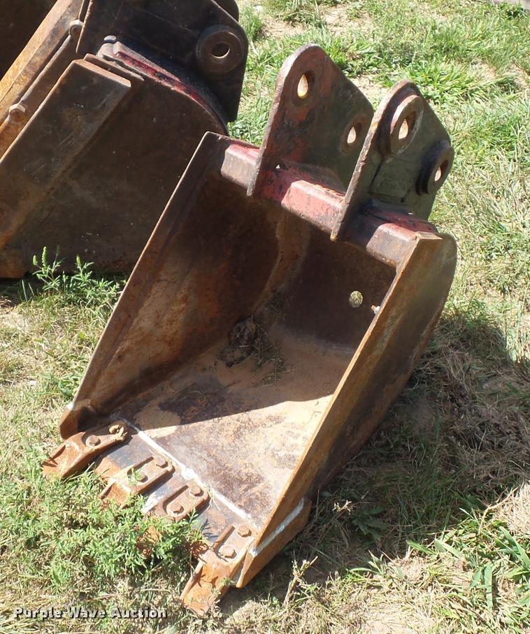 image for item BG9709 Compact excavator bucket