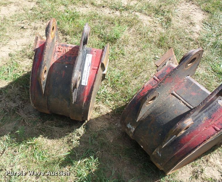 image for item BG9709 Compact excavator bucket