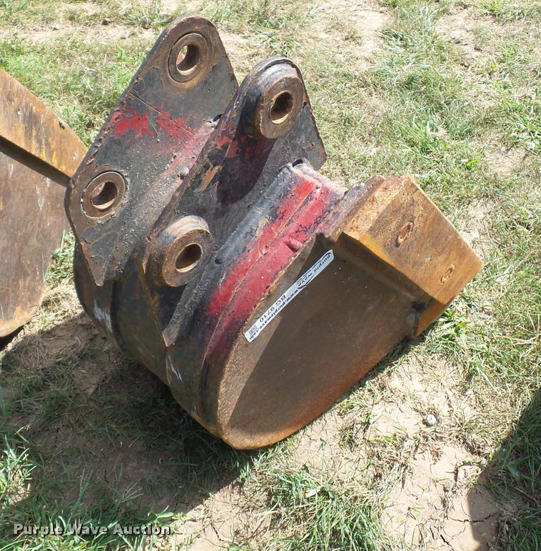 image for item BG9710 Compact excavator bucket