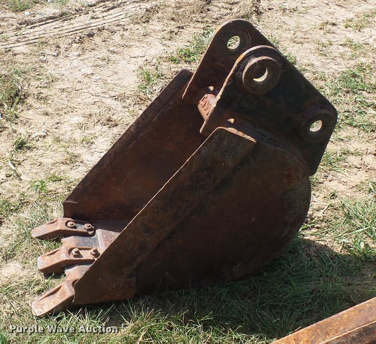 image for item BG9711 Compact excavator bucket