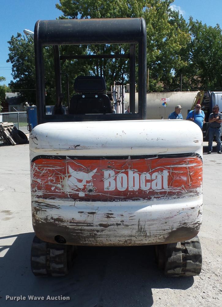 image for item BG9727 2003 Bobcat 331 compact excavator