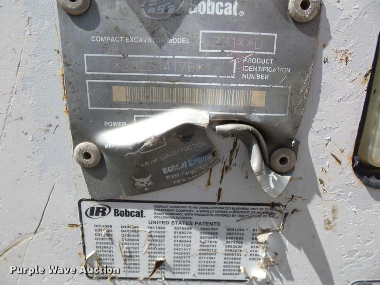 image for item BG9727 2003 Bobcat 331 compact excavator