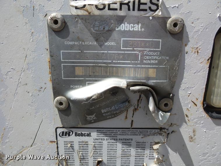image for item BG9727 2003 Bobcat 331 compact excavator