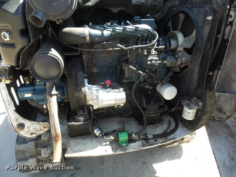 image for item BG9727 2003 Bobcat 331 compact excavator