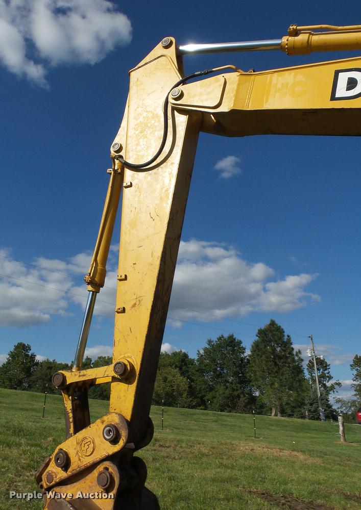 image for item BK9596 1999 John Deere 200LC excavator