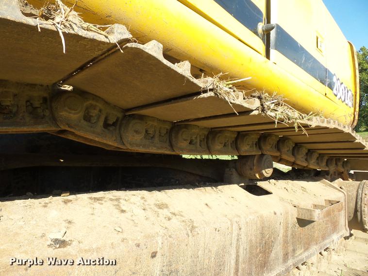 image for item BK9596 1999 John Deere 200LC excavator