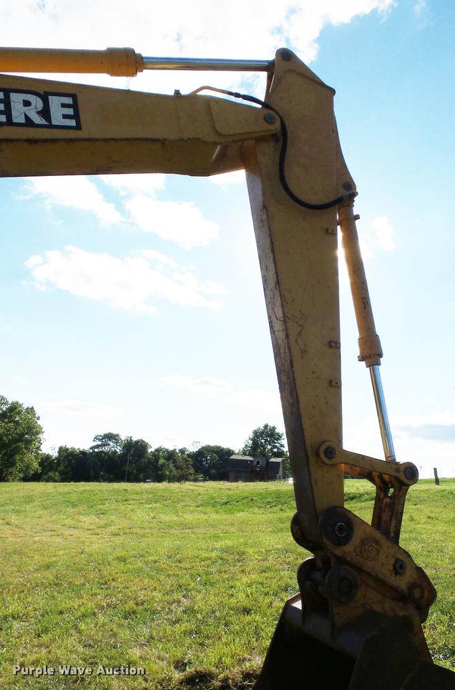 image for item BK9596 1999 John Deere 200LC excavator