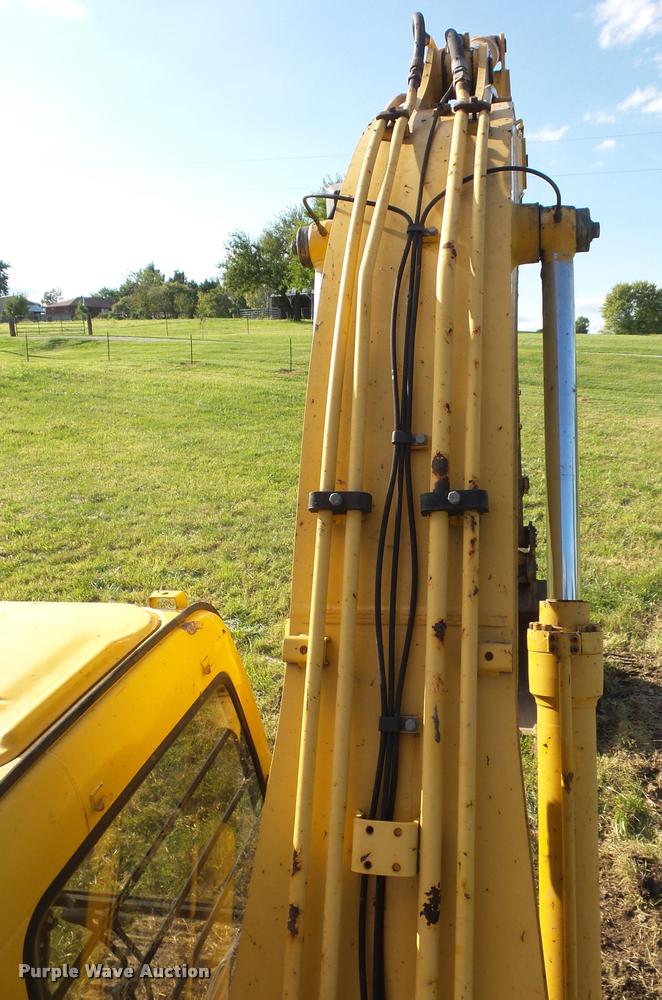 image for item BK9596 1999 John Deere 200LC excavator