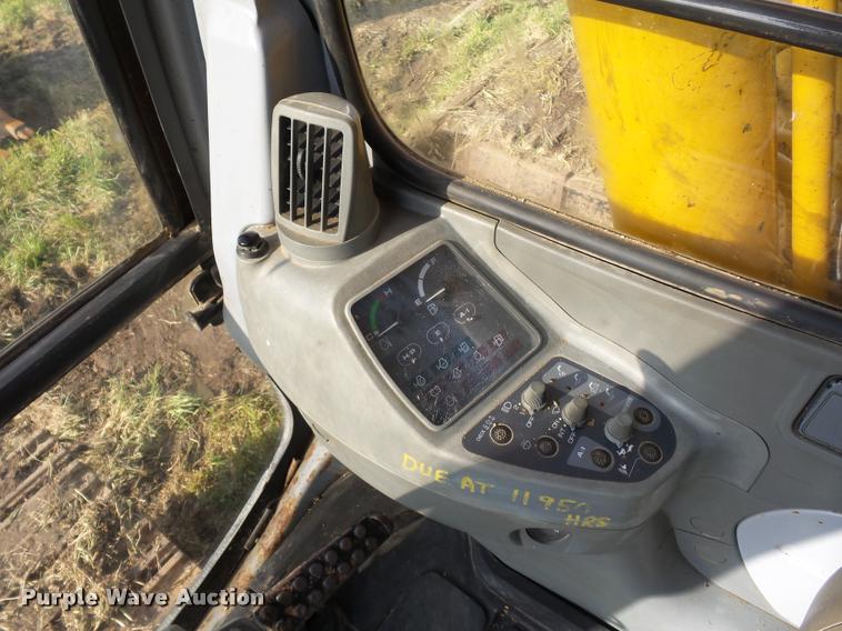 image for item BK9596 1999 John Deere 200LC excavator