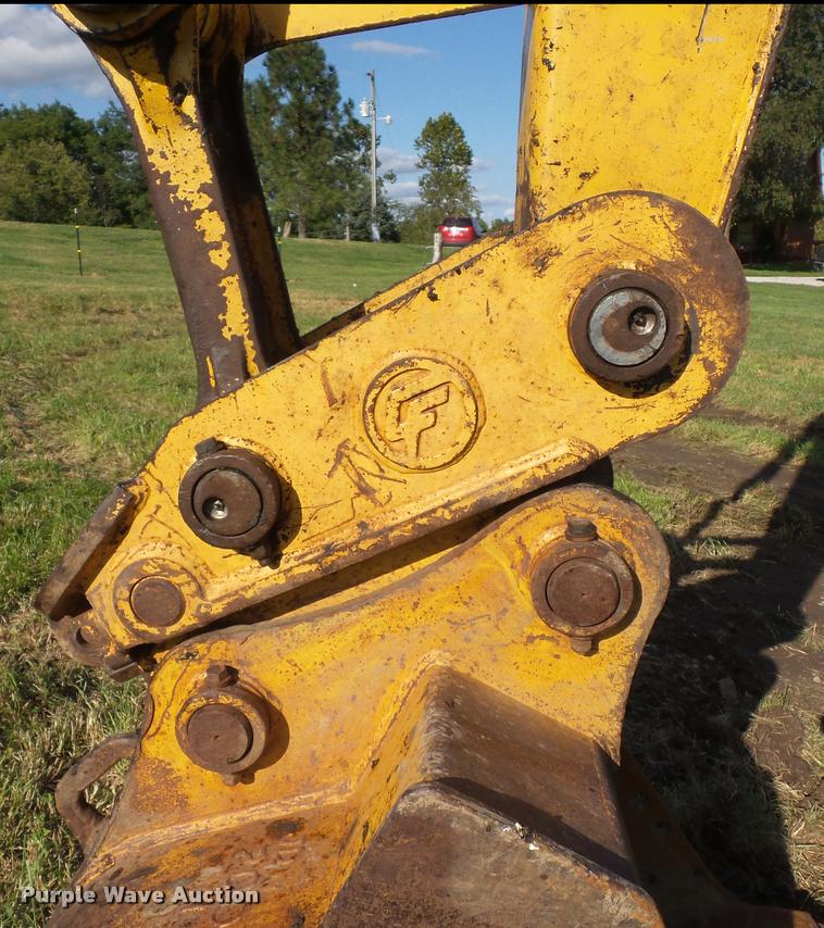 image for item BK9596 1999 John Deere 200LC excavator