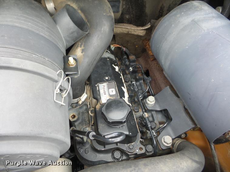 image for item BK9624 1999 John Deere 240 skid steer