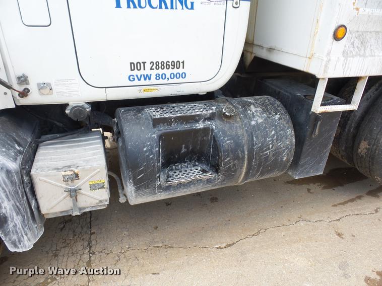 image for item BS9626 2003 Mack RD688S dump truck