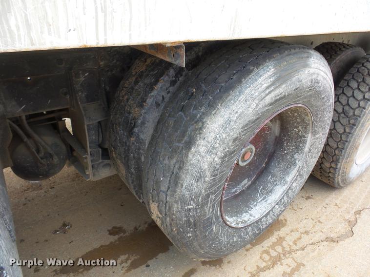 image for item BS9626 2003 Mack RD688S dump truck