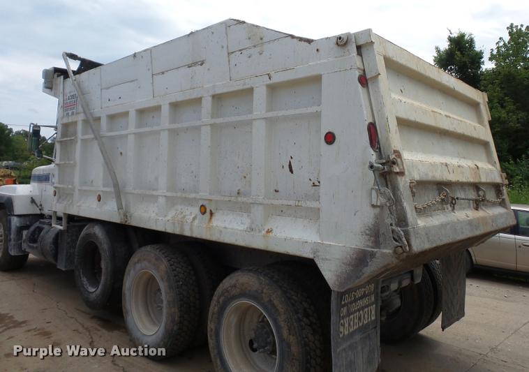 image for item BS9626 2003 Mack RD688S dump truck