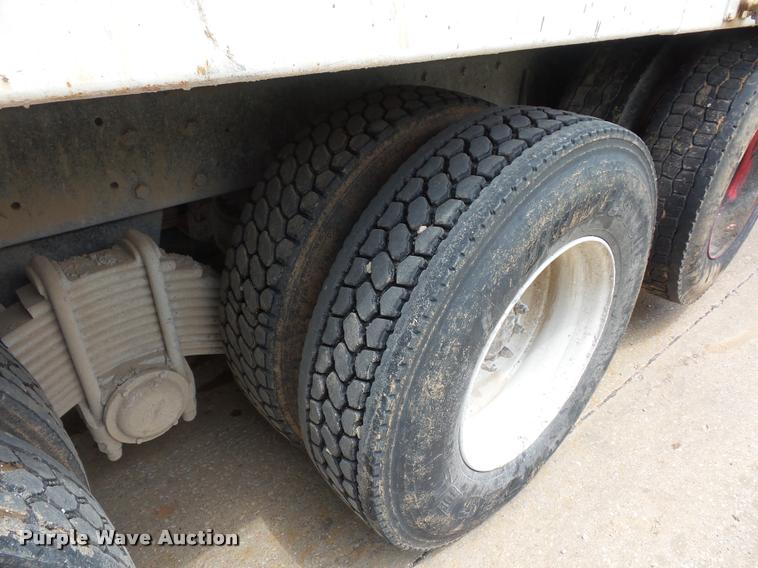 image for item BS9626 2003 Mack RD688S dump truck