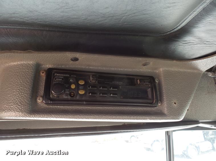 image for item BS9626 2003 Mack RD688S dump truck