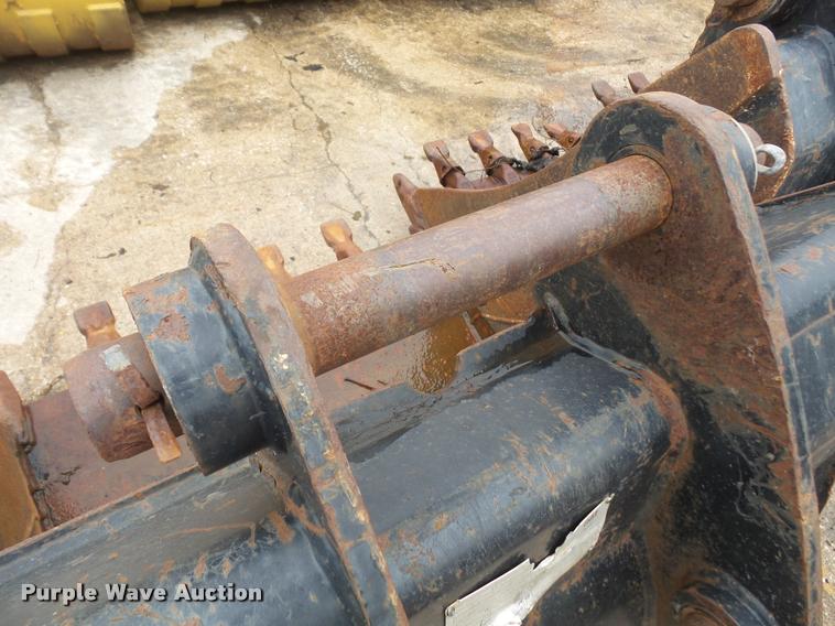 image for item BV9764 36"W backhoe bucket