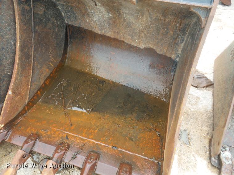 image for item BV9764 36"W backhoe bucket