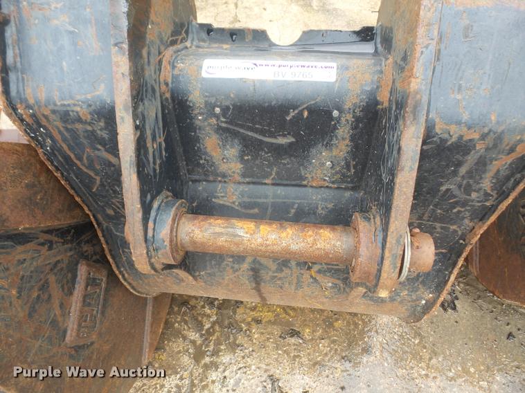 image for item BV9765 24"W backhoe bucket
