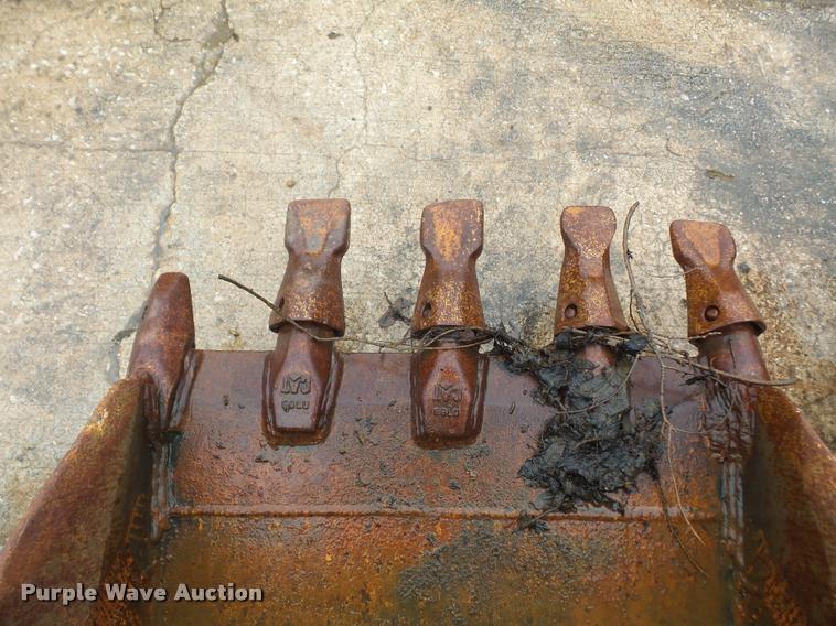 image for item BV9765 24"W backhoe bucket