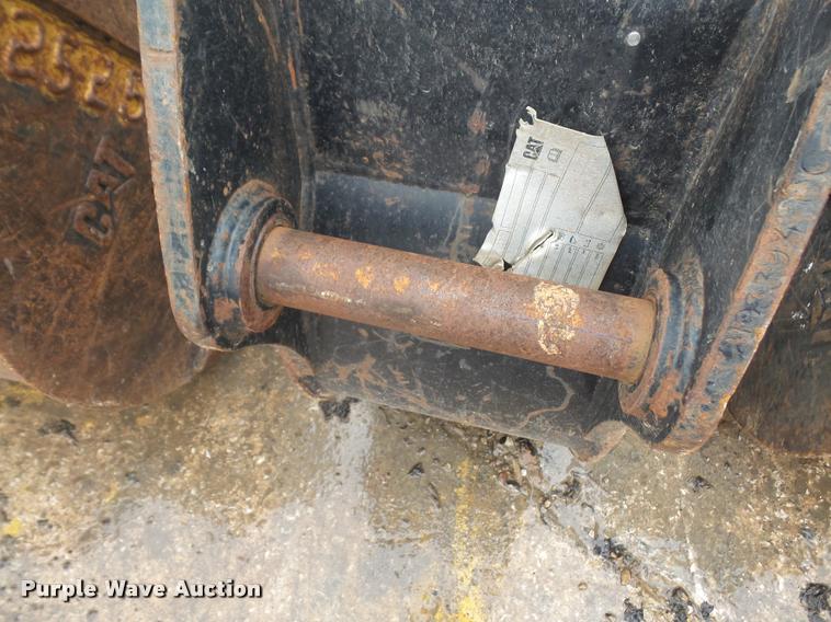 image for item BV9766 12"W backhoe bucket