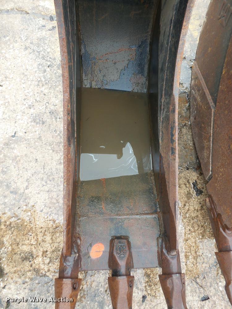 image for item BV9767 12"W backhoe bucket