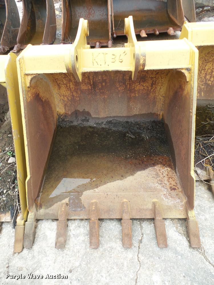 image for item BV9769 30"W backhoe bucket