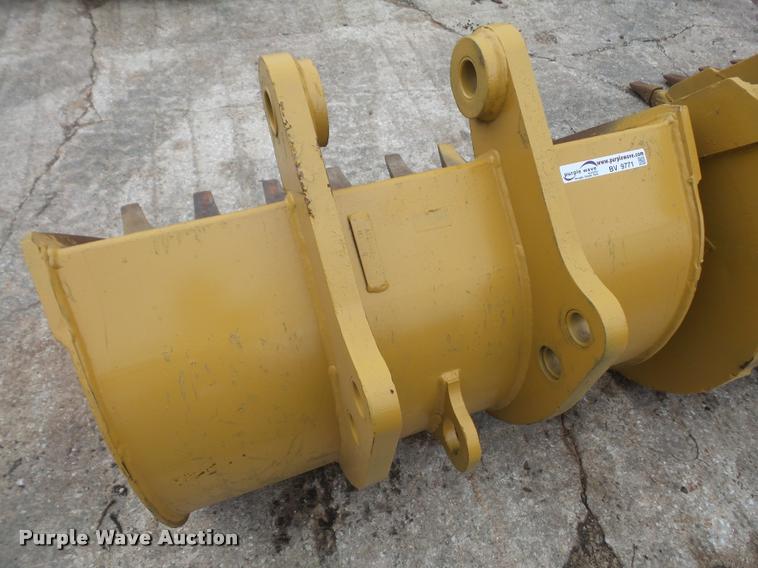 image for item BV9771 36"W backhoe bucket