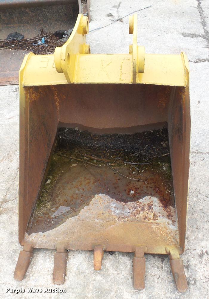 image for item BV9772 30"W backhoe bucket