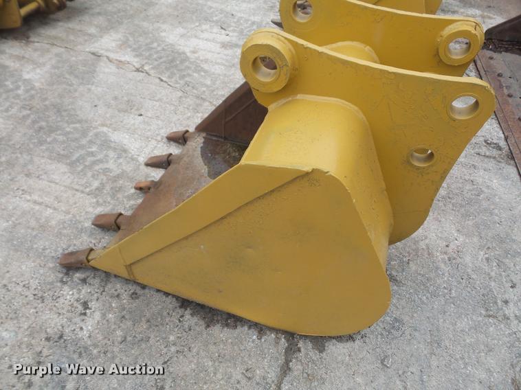 image for item BV9772 30"W backhoe bucket