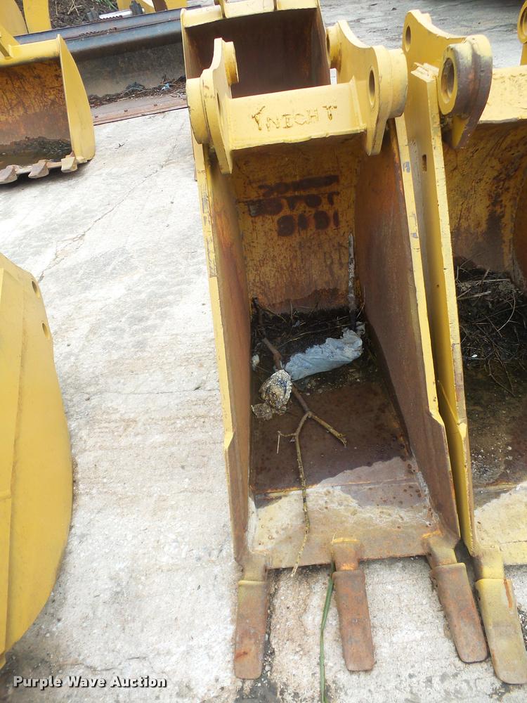 image for item BV9774 16"W backhoe bucket