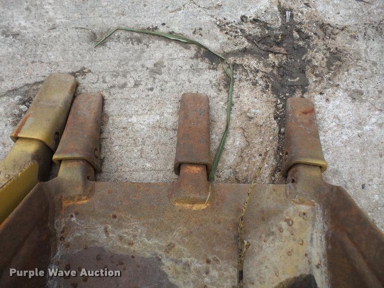 image for item BV9774 16"W backhoe bucket