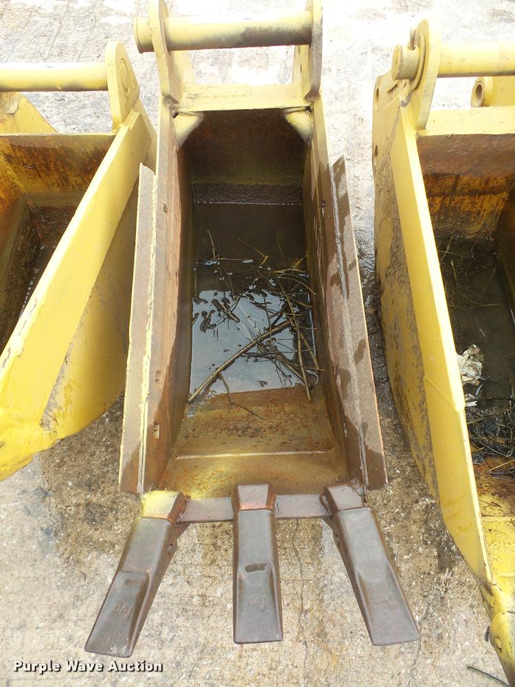 image for item BV9776 12"W backhoe bucket