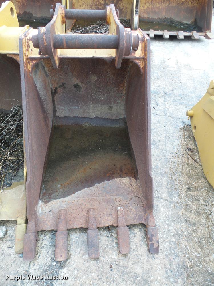 image for item BV9778 24"W backhoe bucket