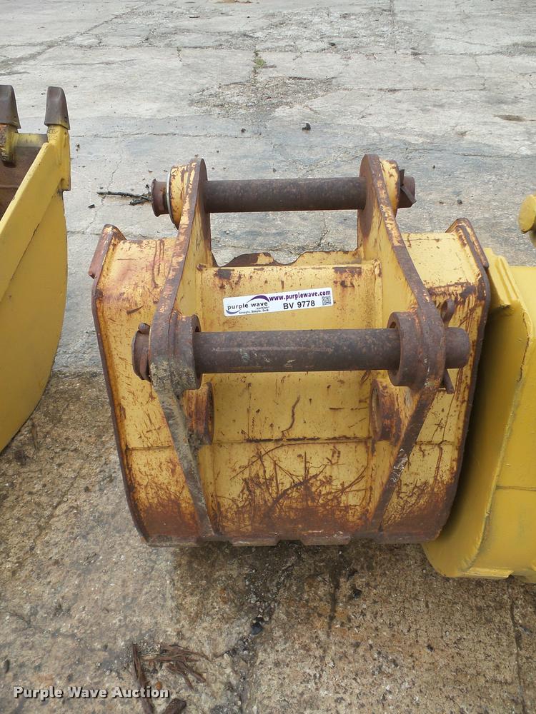image for item BV9778 24"W backhoe bucket