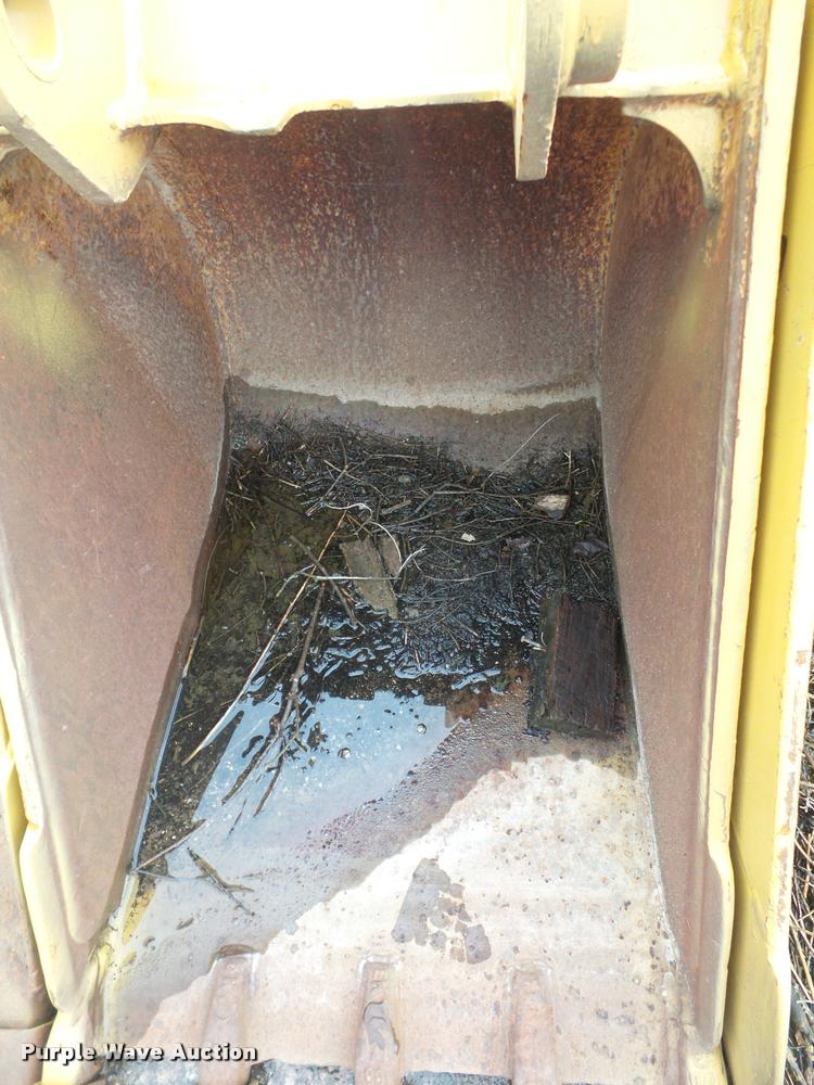 image for item BV9780 24"W backhoe bucket