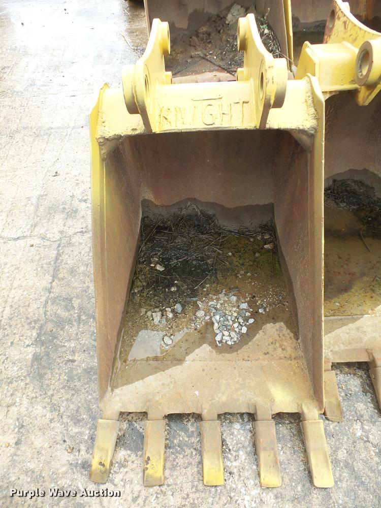 image for item BV9782 24"W backhoe bucket