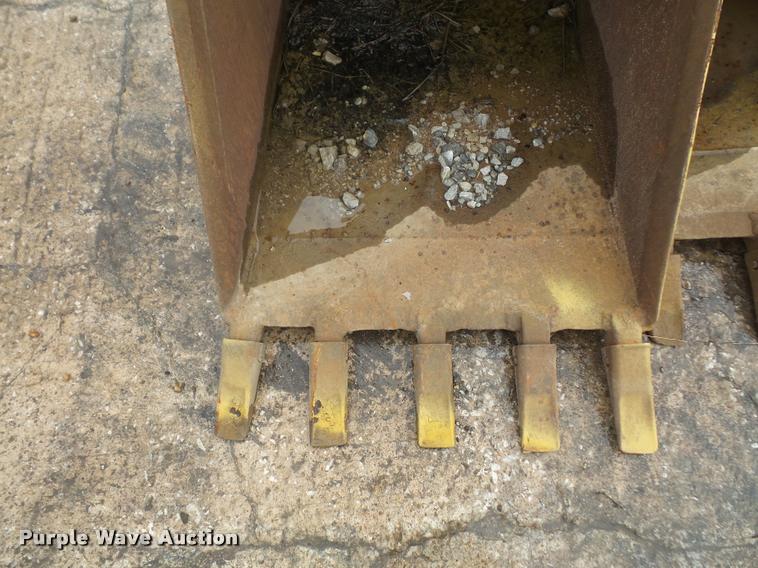 image for item BV9782 24"W backhoe bucket