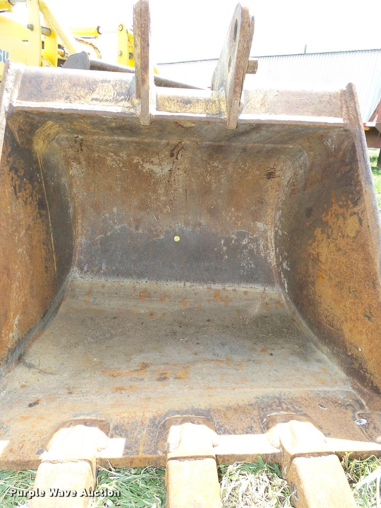 image for item BX9217 Komatsu backhoe bucket