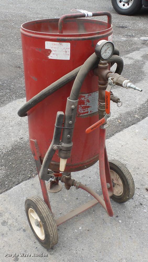 image for item BX9273 ALC F110DM Sand Jet sandblaster