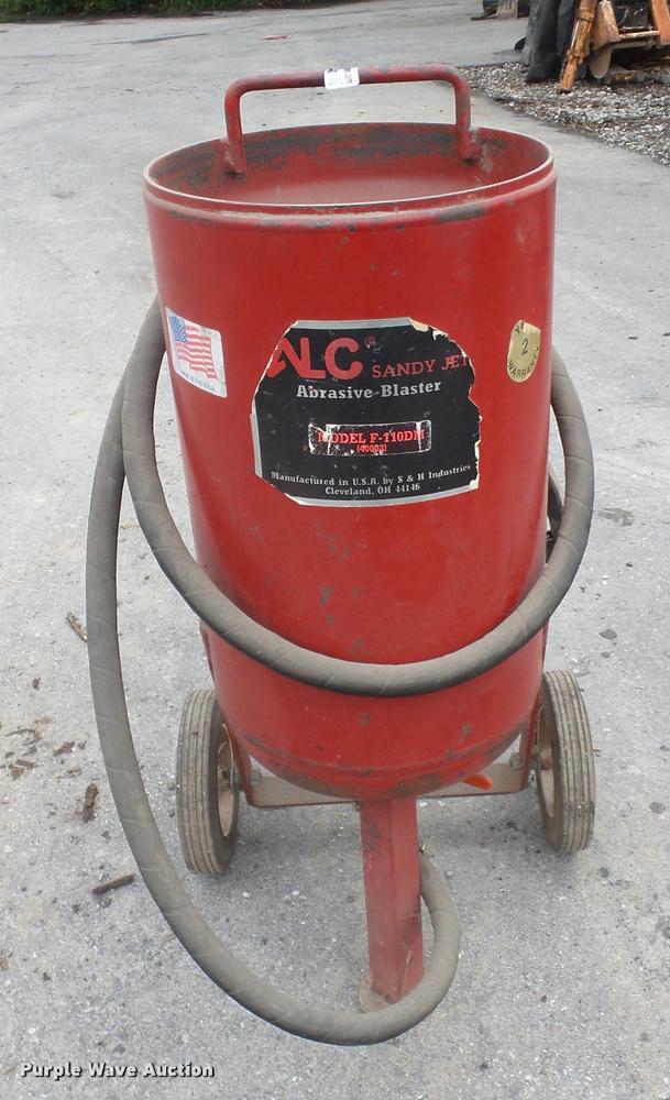 image for item BX9273 ALC F110DM Sand Jet sandblaster