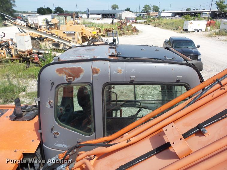 image for item BX9287 Hitachi 330LC excavator