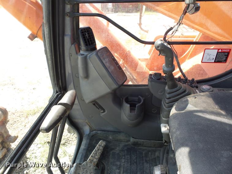 image for item BX9287 Hitachi 330LC excavator