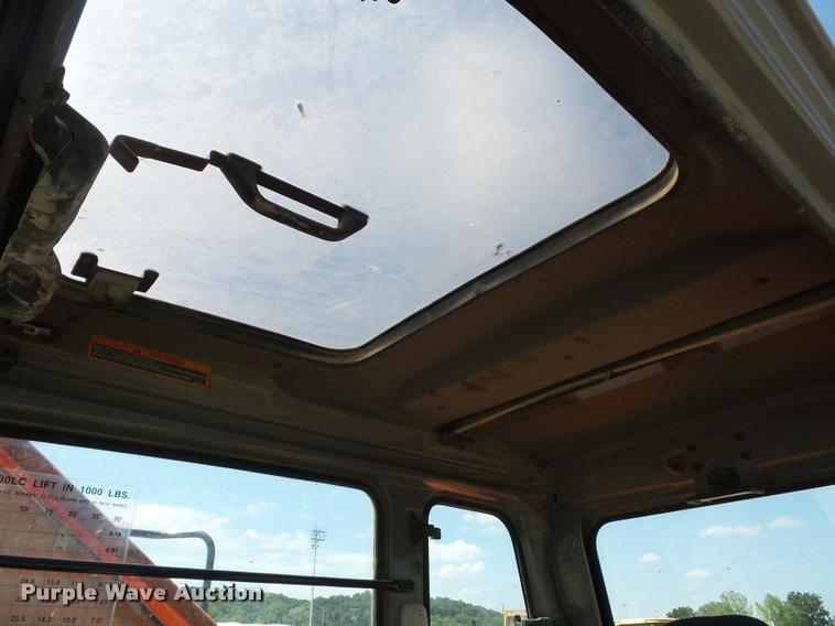 image for item BX9287 Hitachi 330LC excavator