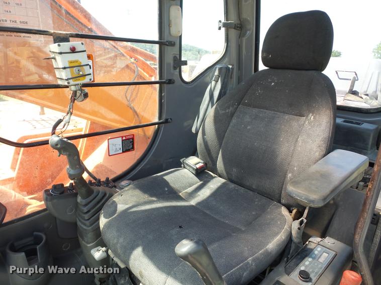 image for item BX9287 Hitachi 330LC excavator