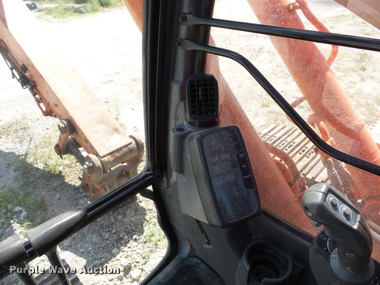 image for item BX9287 Hitachi 330LC excavator