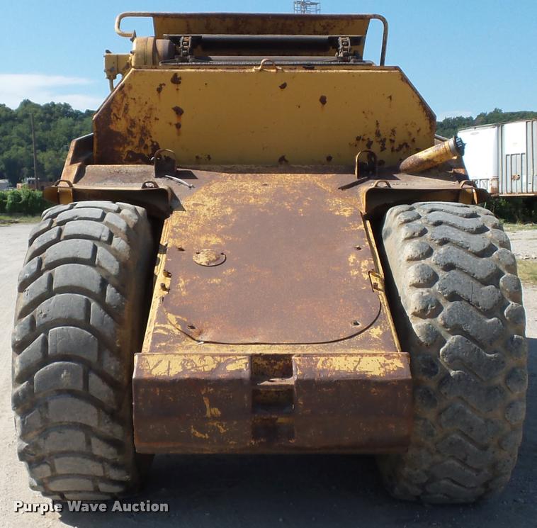 image for item BX9288 1983 Caterpillar 613B elevating scraper