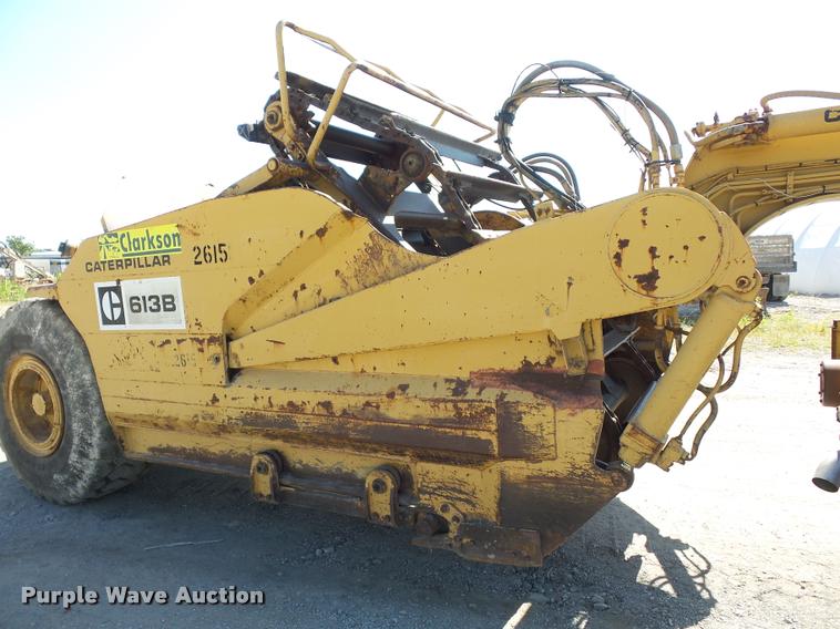 image for item BX9288 1983 Caterpillar 613B elevating scraper