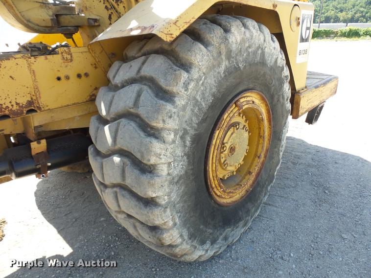 image for item BX9288 1983 Caterpillar 613B elevating scraper