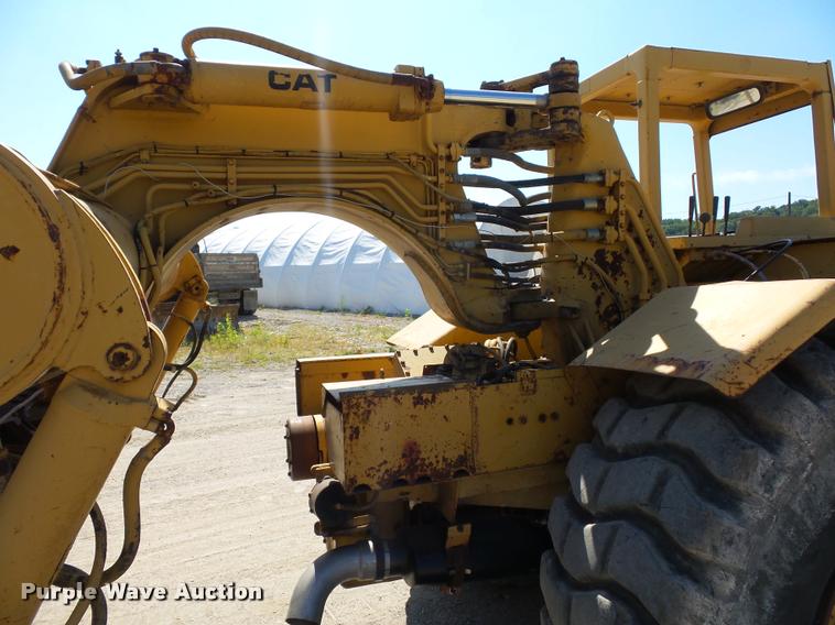 image for item BX9288 1983 Caterpillar 613B elevating scraper